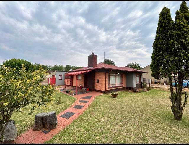 3 BEDROOM HOUSE FOR SALE IN DUNNOTTAR